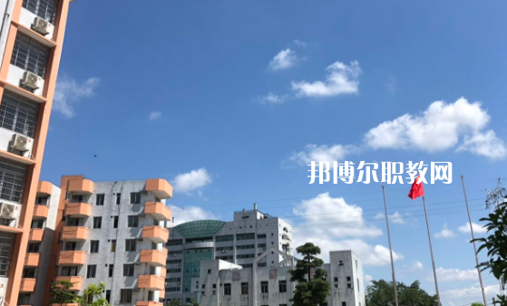 廣東南粵技工學(xué)校怎么樣、好不好