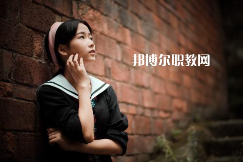 成都2021年幼師學(xué)校大專好的學(xué)校