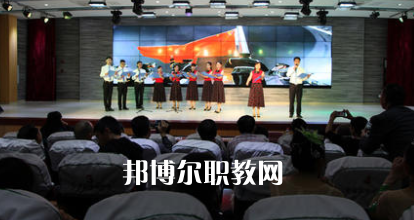 重慶市墊江縣第二職業(yè)中學(xué)校地址在哪里 