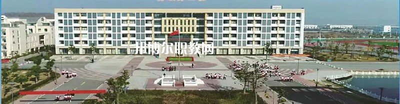 霍山職業(yè)學校2021年報名條件、招生要求、招生對象