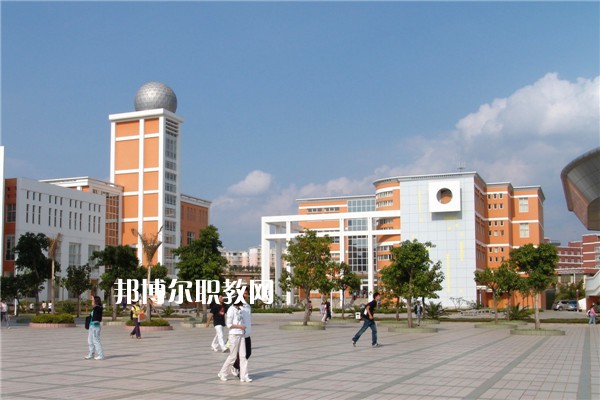 蒙自職業(yè)高級(jí)中學(xué)2021年報(bào)名條件、招生要求、招生對(duì)象