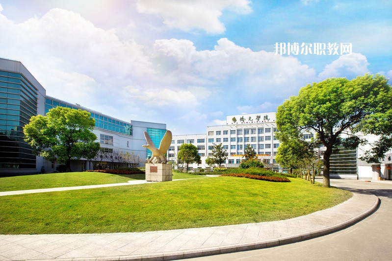 四川2021年中專學(xué)校有前途嗎