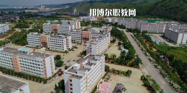 文山農(nóng)業(yè)學(xué)校2021年報(bào)名條件、招生要求、招生對(duì)象