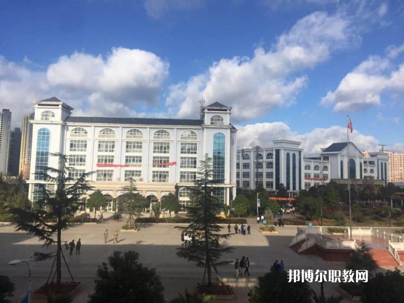 曲靖師宗職業(yè)技術學校2021年報名條件、招生要求、招生對象