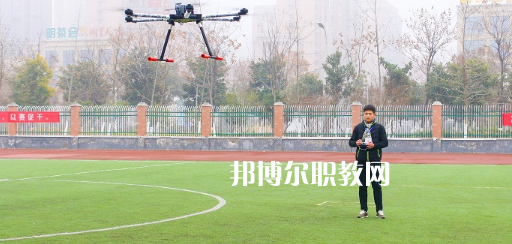 亳州汽車工業(yè)學校網(wǎng)站網(wǎng)址