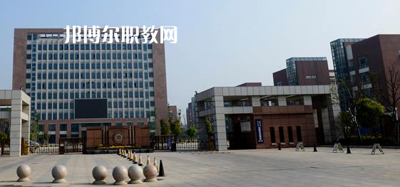 舒城職業(yè)學校2021年招生辦聯系電話