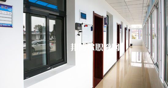 太湖縣技工學(xué)校網(wǎng)站網(wǎng)址