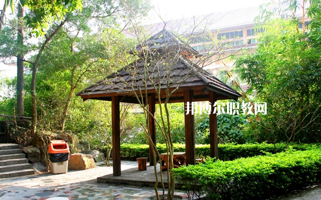 石家莊2021年上中?？梢钥即髮W(xué)嗎