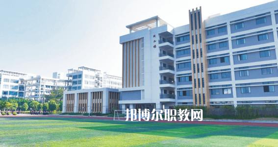  秦皇島市燕?？萍悸殬I(yè)學(xué)校2022年招生辦聯(lián)系電話