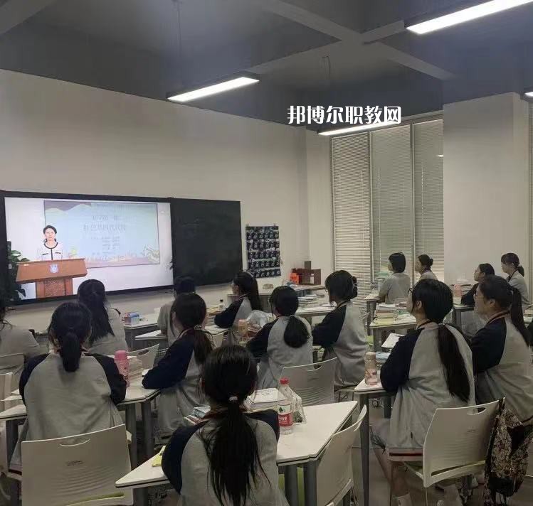 江蘇南京技師學(xué)院2022年報(bào)名條件、招生要求、招生對(duì)象