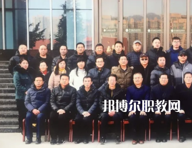 平?jīng)鲶w育運動學(xué)校2022年報名條件、招生要求、招生對象 