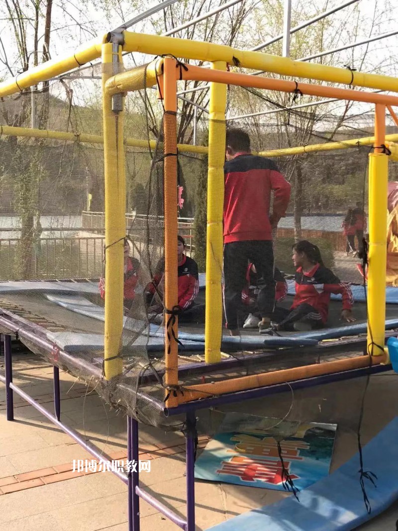 張家口華美中等職業(yè)學校怎么樣、好不好