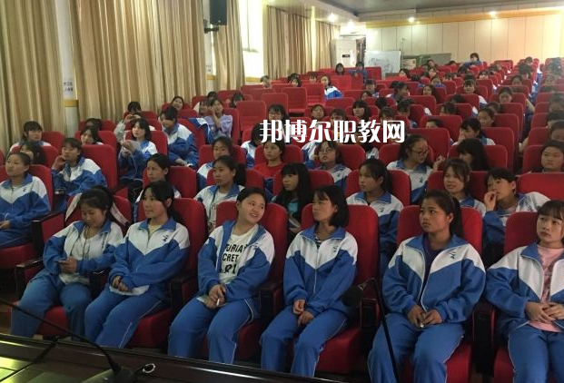 貴陽市經(jīng)濟貿(mào)易中等專業(yè)學校網(wǎng)站網(wǎng)址