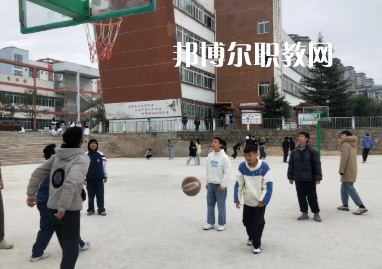 清鎮(zhèn)中等職業(yè)技術(shù)學(xué)校2022年學(xué)費(fèi)、收費(fèi)多少