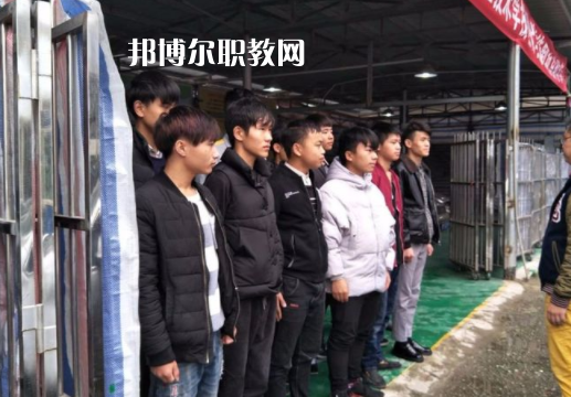 貴陽汽車工業(yè)技術(shù)學(xué)校2022年招生簡(jiǎn)章