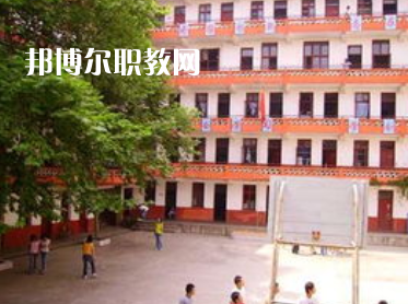 貴州貴陽(yáng)經(jīng)貿(mào)職業(yè)學(xué)校2022年學(xué)費(fèi)、收費(fèi)多少