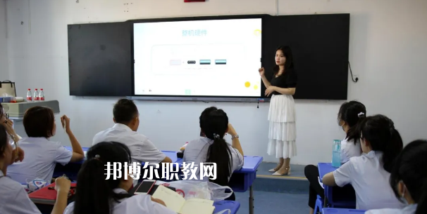 西安經(jīng)開職業(yè)學(xué)校2022年報名條件、招生要求、招生對象