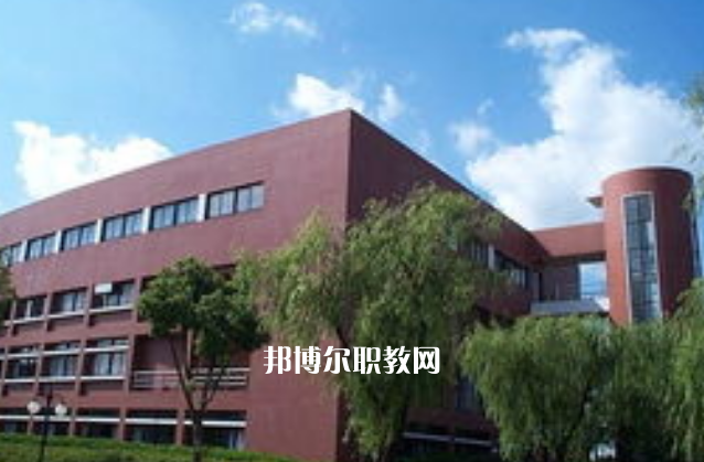 畢節(jié)市第一技工學(xué)校2022年報名條件、招生要求、招生對象