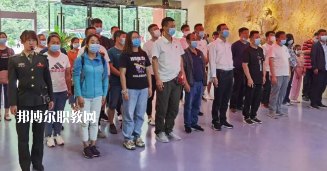 天水體育運動學(xué)校2022年招生辦聯(lián)系電話