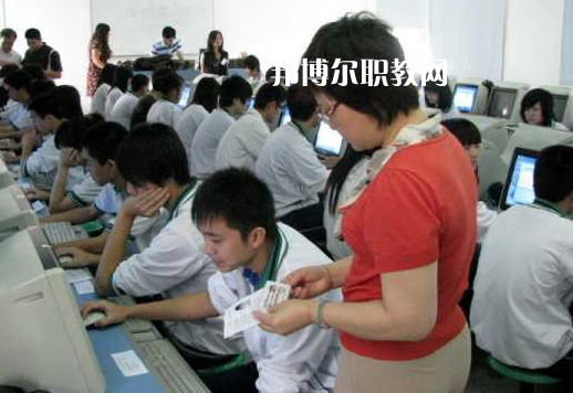 汕頭澄海職業(yè)技術(shù)學(xué)校2022年報(bào)名條件、招生要求、招生對(duì)象