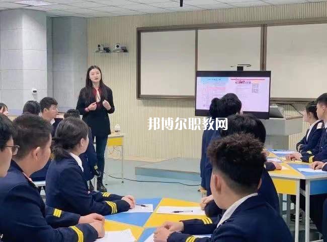 江蘇省大港中等專業(yè)學(xué)校2022年學(xué)費、收費多少