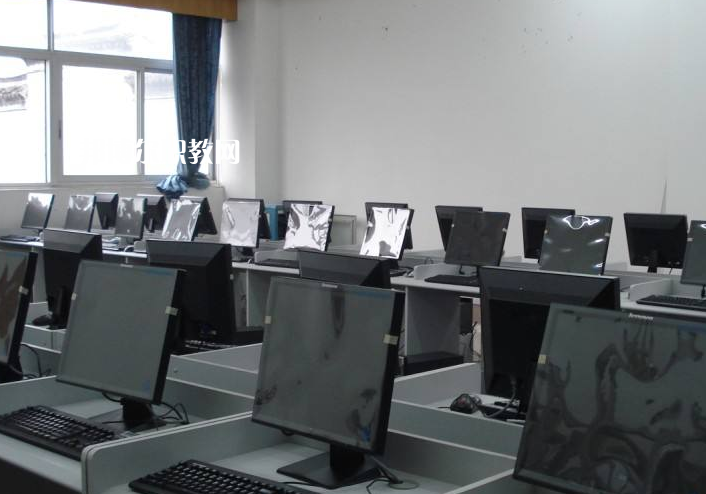 黔西南州機(jī)電技工學(xué)校怎么樣、好不好