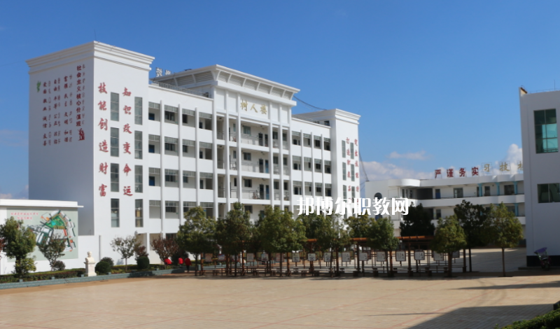 鹽源縣職業(yè)中學(xué)怎么樣、好不好