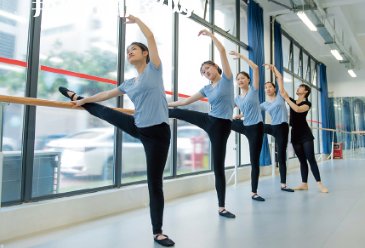 珠海市衛(wèi)生學(xué)校2022年學(xué)費、收費多少