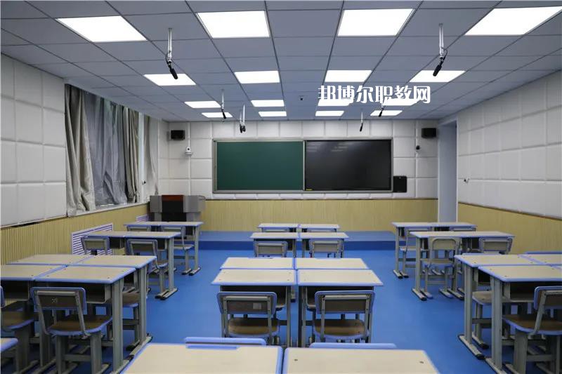 天水衛(wèi)生學(xué)校2022年學(xué)費(fèi)、收費(fèi)多少