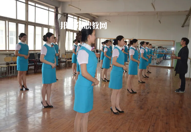 廊坊華航航空學(xué)校2022年報名條件、招生要求、招生對象