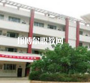 四川會理現(xiàn)代職業(yè)技術學校2022年報名條件、招生要求、招生對象