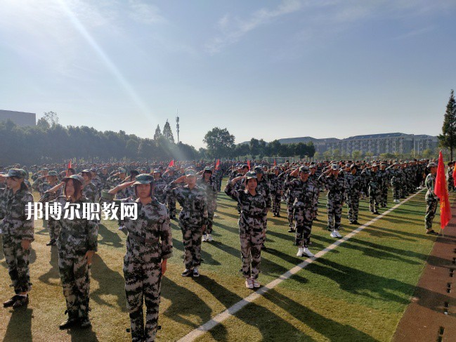 六安市職業(yè)學(xué)校(中專部)2022年報(bào)名條件、招生要求、招生對(duì)象