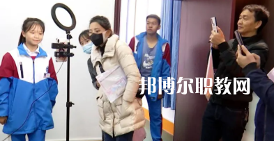 平塘中等職業(yè)學校2022年報名條件、招生要求、招生對象