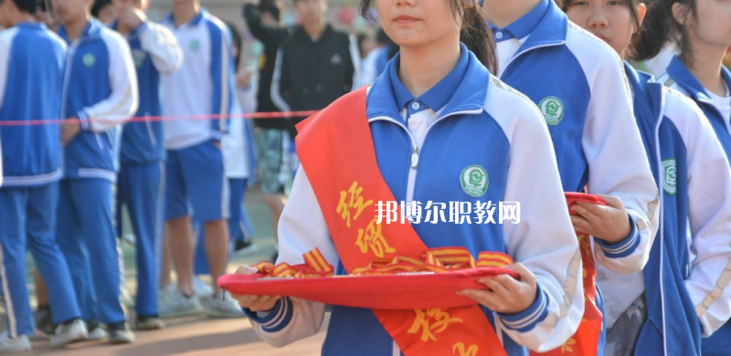 東莞經(jīng)濟(jì)貿(mào)易學(xué)校2022年報名條件、招生要求、招生對象