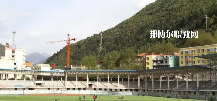 馬爾康民族師范學(xué)校2022年報(bào)名條件、招生要求、招生對象