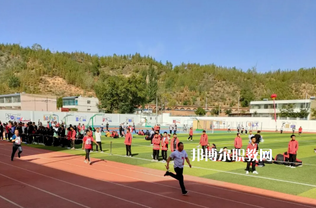 橫山區(qū)職教中心2022年報(bào)名條件、招生要求、招生對(duì)象