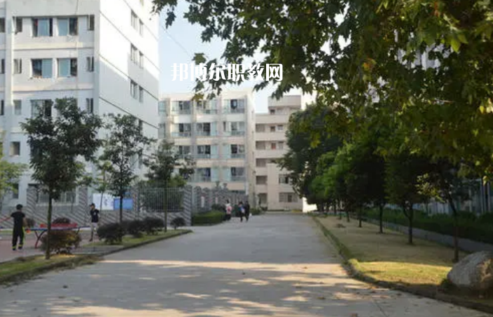 遂寧職業(yè)技術(shù)學(xué)校2022年學(xué)費(fèi)、收費(fèi)多少