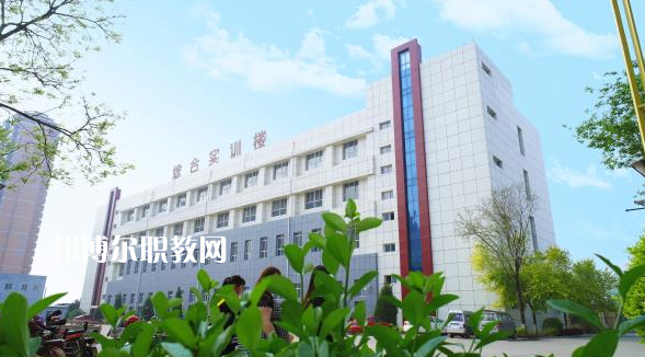 彌勒縣職教中心學(xué)校2022年學(xué)費、收費多少