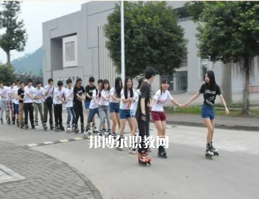 內(nèi)江大千職業(yè)技術(shù)學(xué)校2022年報名條件、招生要求、招生對象