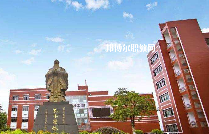 貴州輕工職業(yè)技術(shù)學(xué)院中專部2022年報(bào)名條件、招生要求、招生對(duì)象