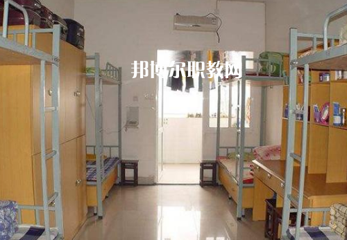 重慶衛(wèi)生高級(jí)技工學(xué)校2022年宿舍條件