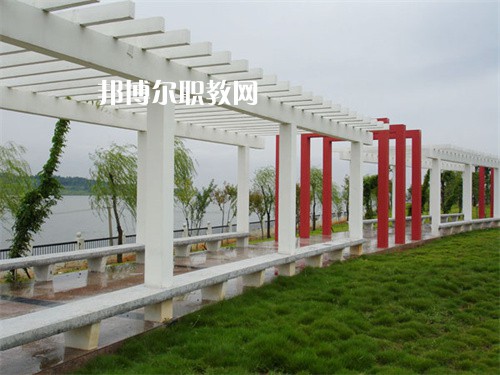 鹽津縣職業(yè)高級中學(xué)2022年招生辦聯(lián)系電話