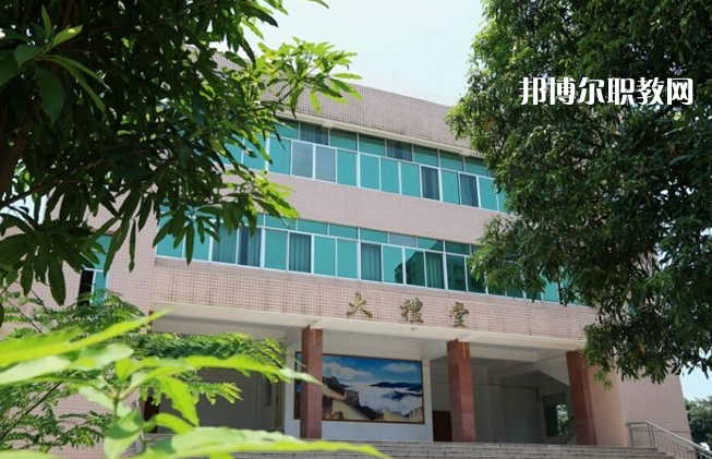 巧家縣職業(yè)高級(jí)中學(xué)2022年學(xué)費(fèi)、收費(fèi)多少