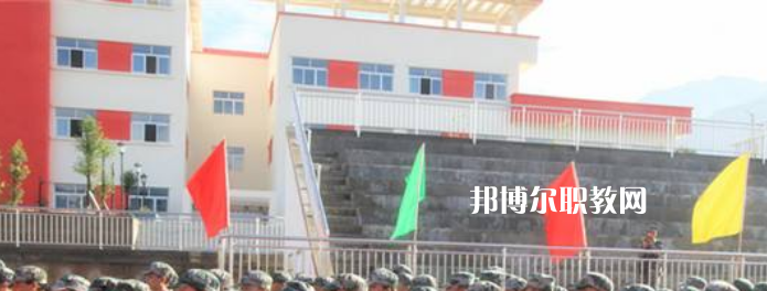 漢源縣職業(yè)高級(jí)中學(xué)2022年報(bào)名條件、招生要求、招生對象