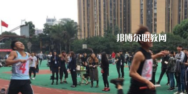 成都翔飛航空職業(yè)技術(shù)學(xué)校怎么樣、好不好