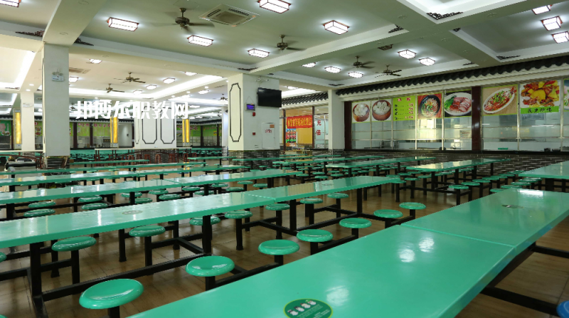 廣州輕工技師學(xué)院2022年宿舍條件