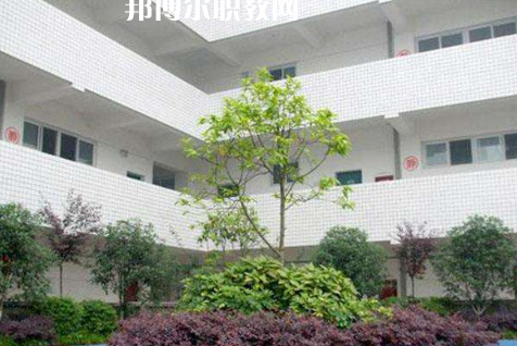 德宏州中等職業(yè)學(xué)校2022年報名條件、招生要求、招生對象