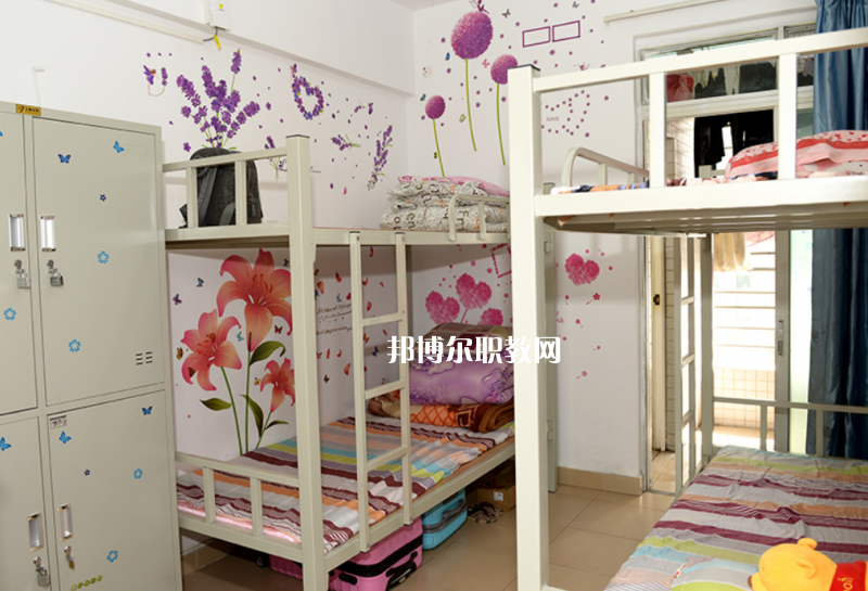 珠海工貿(mào)技工學(xué)校2022年宿舍條件