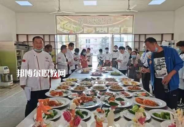 淮北市烈山區(qū)中等專業(yè)學(xué)校2022年報名條件、招生要求、招生對象