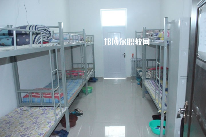 四川省資中縣水南高級(jí)職業(yè)中學(xué)2022年宿舍條件